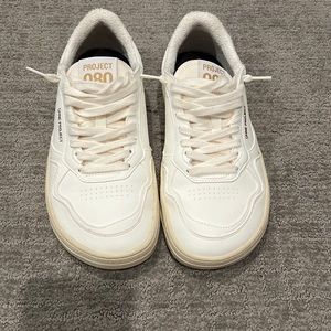 OHNE PROJECT
VINTAGE WHITE- PROJECT 080 BAREFOOT SNEAKER Vegan size 40